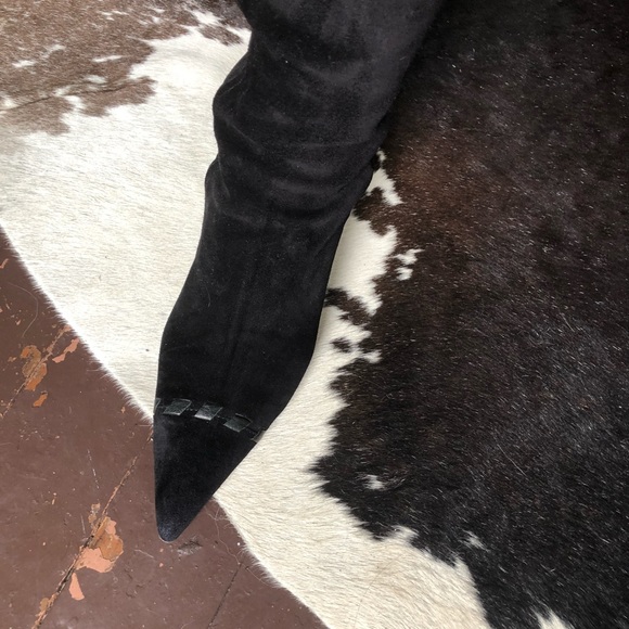 Beautiful suede heeled Prada tall boot - Picture 4 of 6